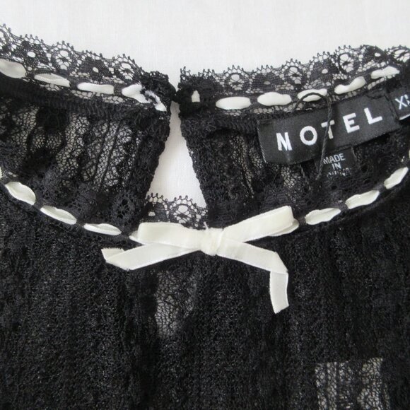 NWT Motel Jennifer Unlined Lace Top In Black - Picture 6 of 8